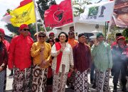 Endah – Joko Diiringi Kirab Budaya Daftar Ke KPU