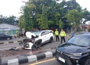 Mobil Fortuner Tabrak Truk di Sleman Hingga Ringsek, Pengemudi Disebut Masih Pelajar